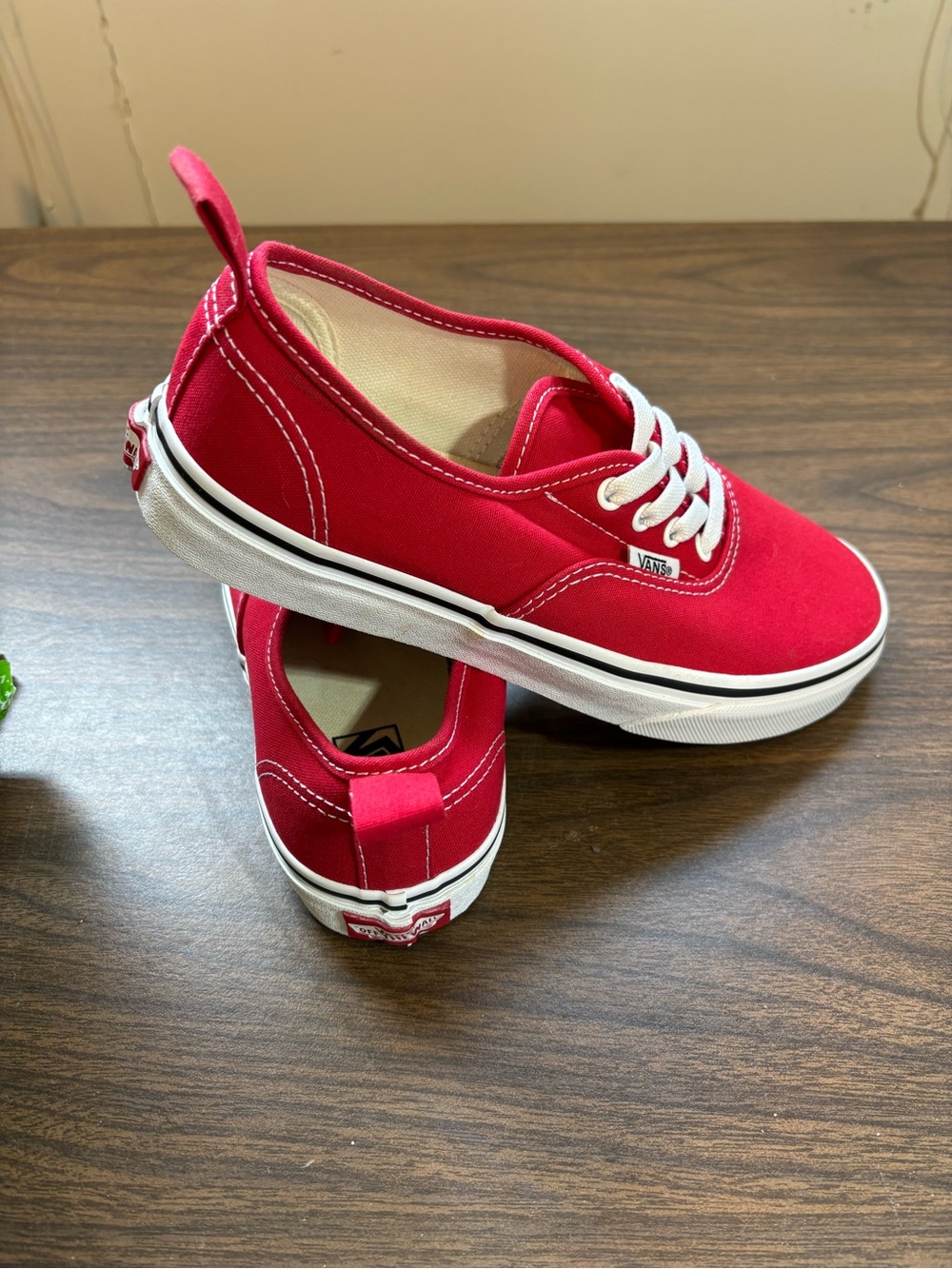 Ladies Size 5 Vans sneakers